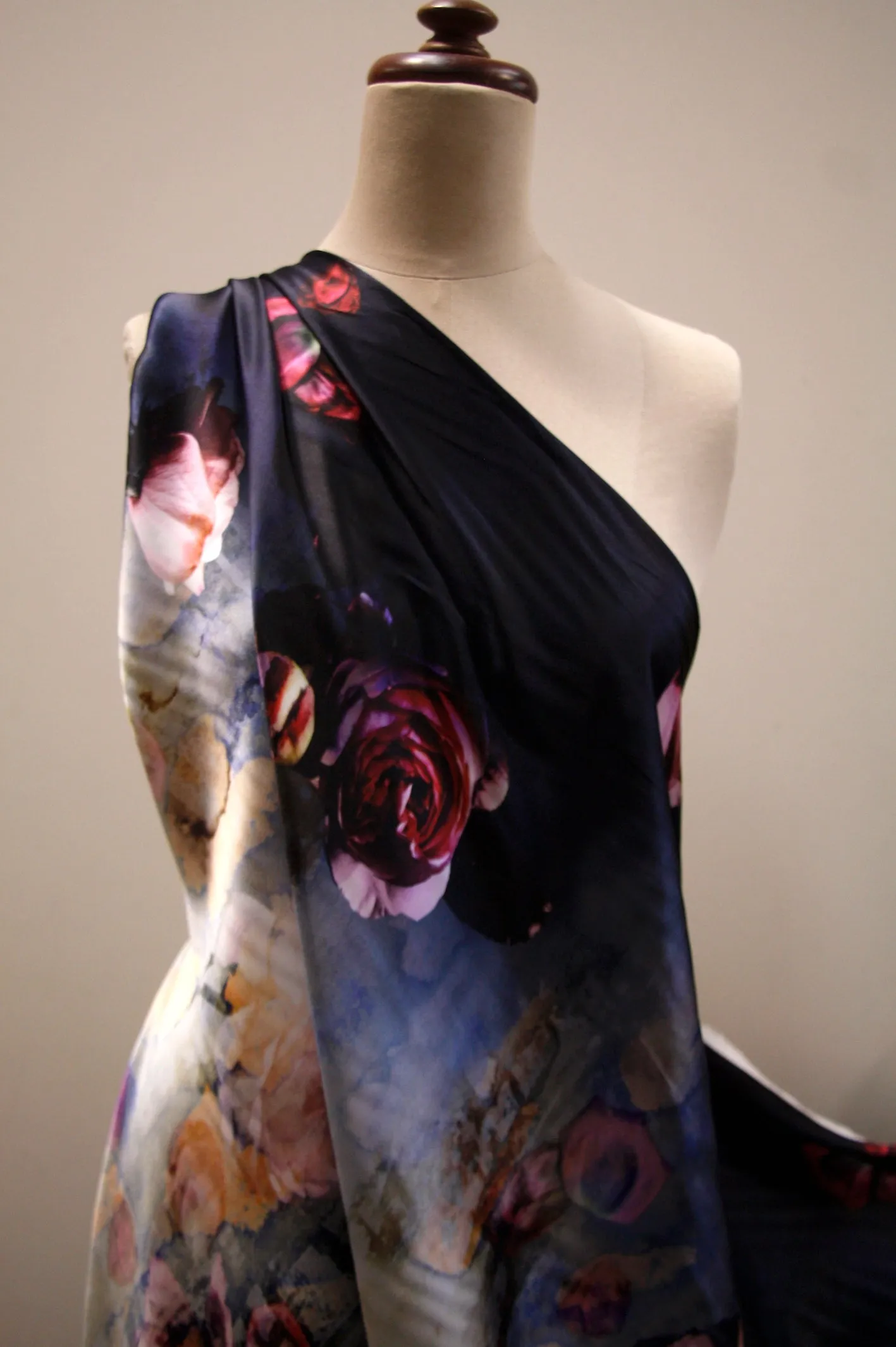 Juliet Rose Garden Silk Satin