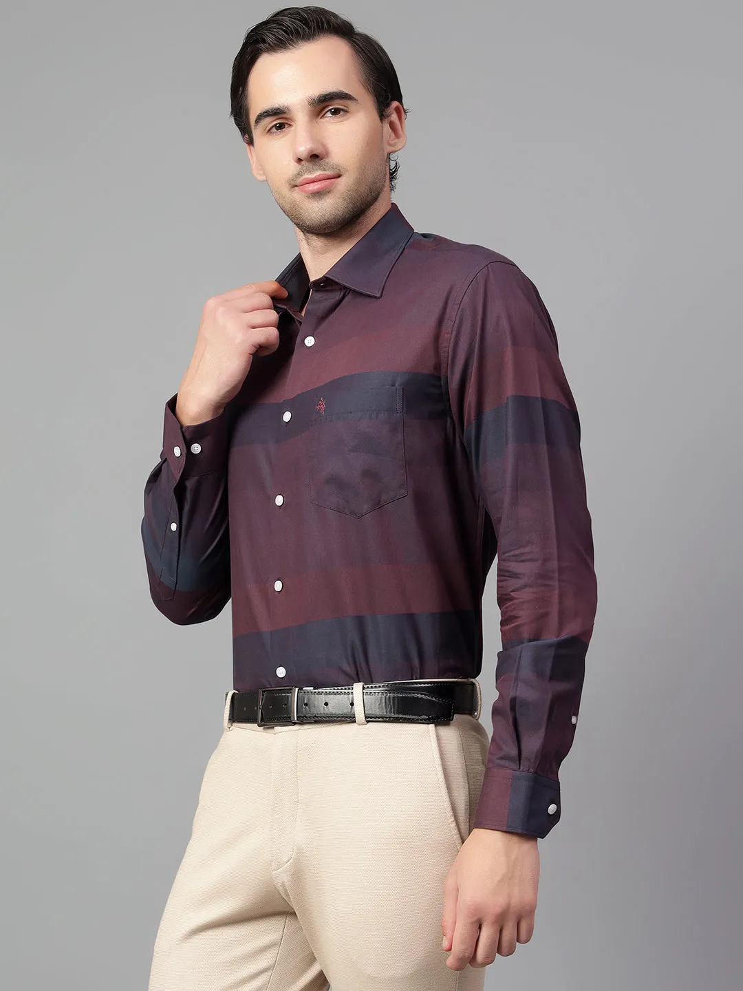 Men's Maroon Self Design Full Sleeve Formal Shirt