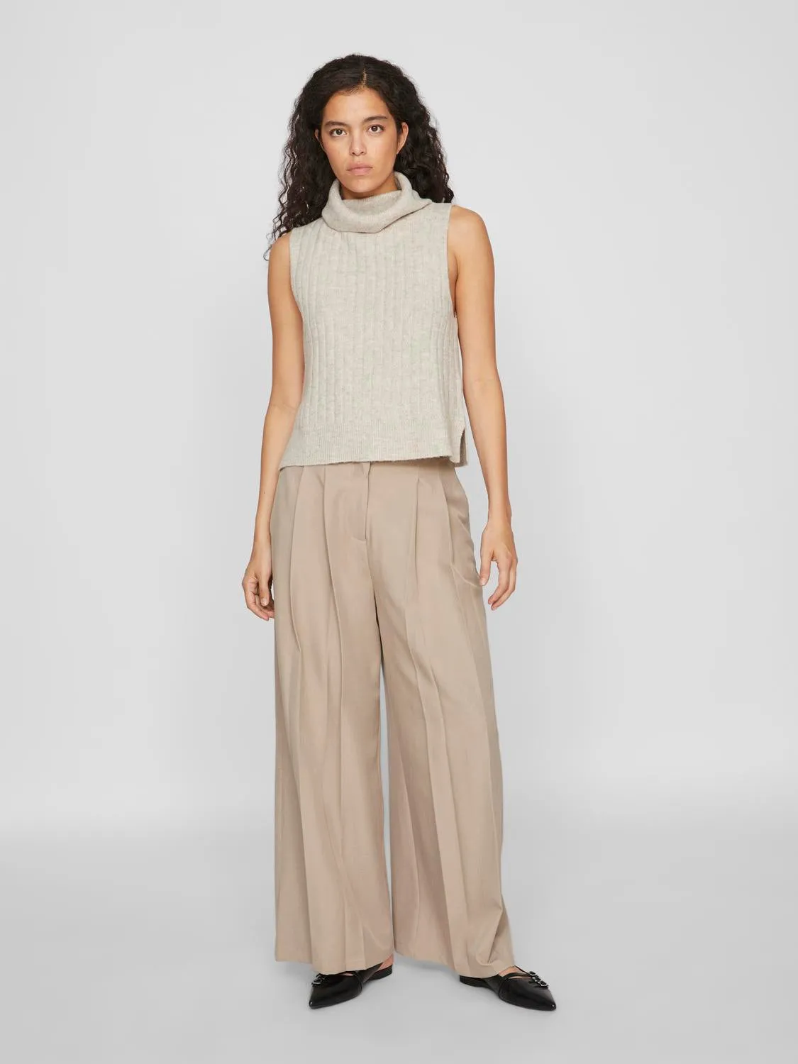 VIKAKA Tailored Trousers - Birch